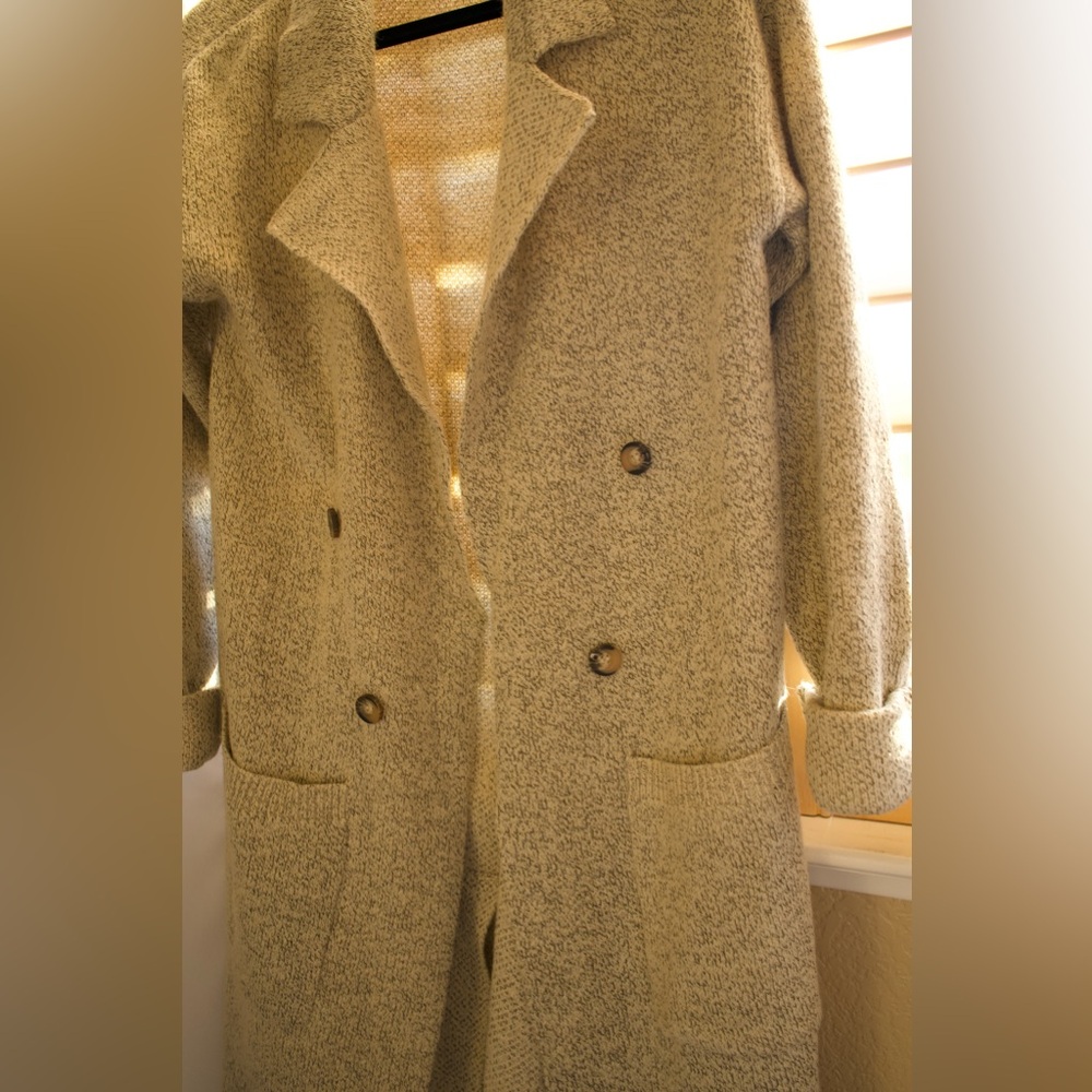 Lulus Buttoned Duster - Picture 2 of 2